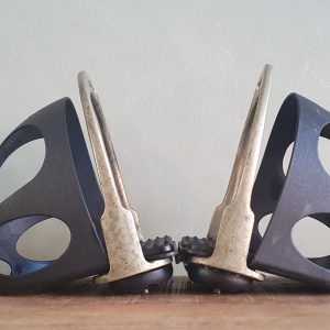 Veiligheidsbeugels met voetstopper 12cm