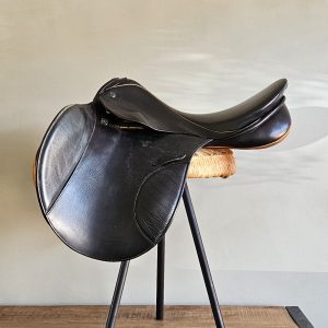 Stubben Siegfried M.F. Perzial "17,5 inch. zwart/cognac